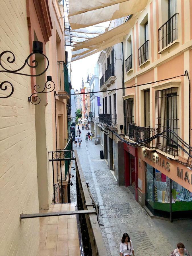 Apartamento Calle Cuna Seville Luaran gambar