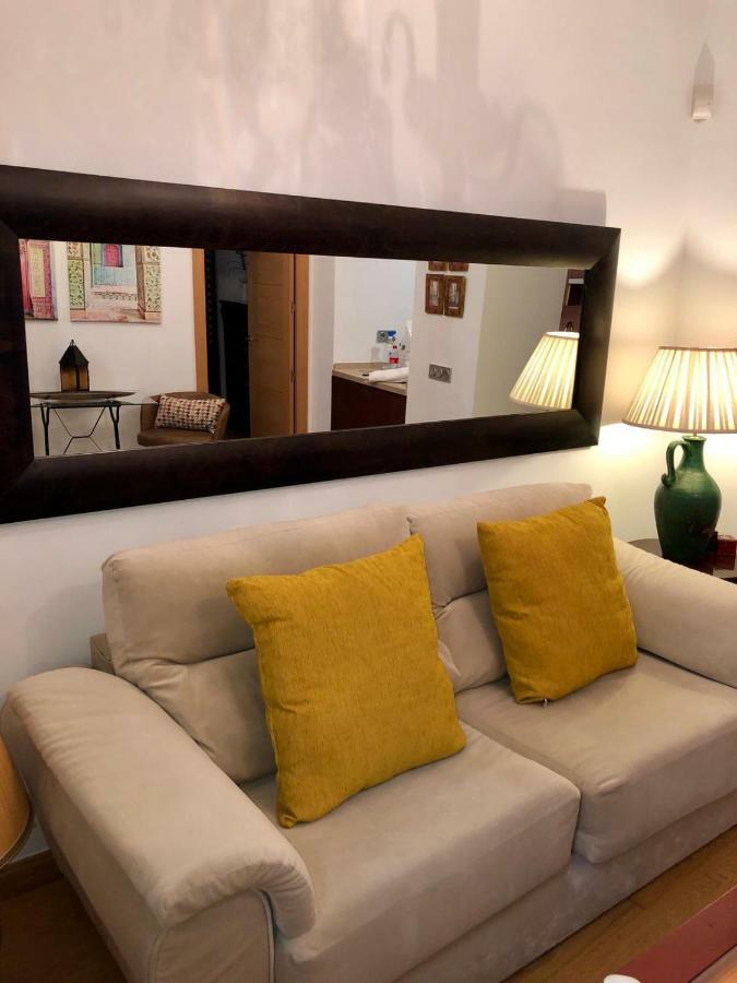 Apartamento Calle Cuna Seville Luaran gambar